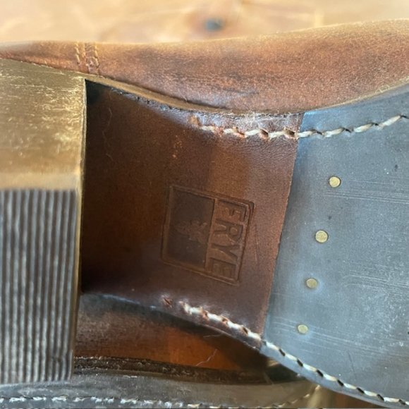 Frye Jackie Button Washed Antique Pull Up Leather Boots | Size 6 | Cognac - Picture 4 of 8